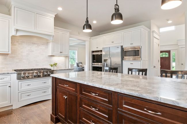 12 Hunters Ln, House other with 4 bedrooms, 5 bathrooms and 2 parking in Natick MA | Image 5