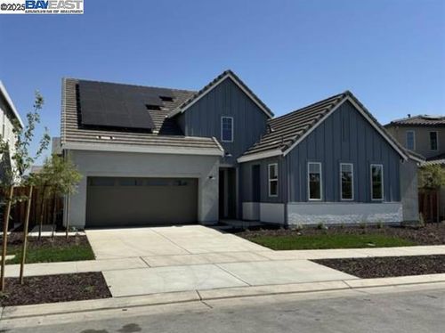 3027 Paxton Ct, Lathrop, CA, 95330-9824 | Card Image
