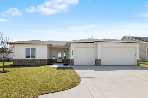 12077 E Pepperwood St, Wichita, KS, 67226-1601 | Card Image