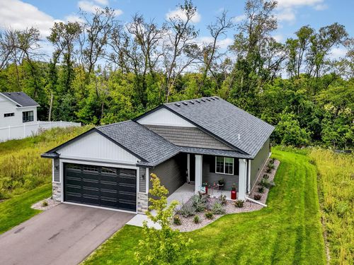 31740 Madison Rd, LINDSTROM, MN, 55045-1002 | Card Image
