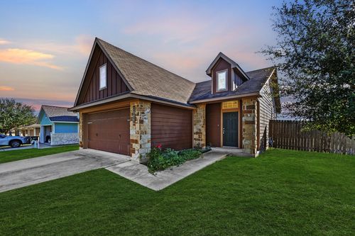 2800 Silver Oak Dr, College Station, TX, 77845-2417 | Card Image