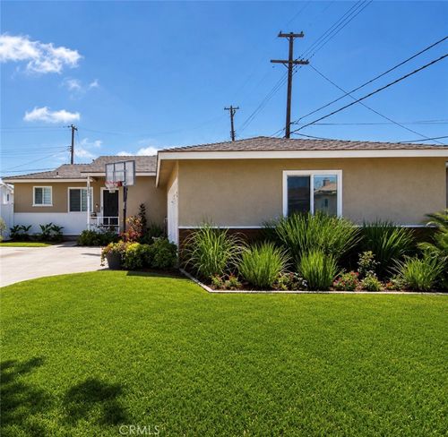 18406 Florwood Ave, Torrance, CA, 90504-4829 | Card Image