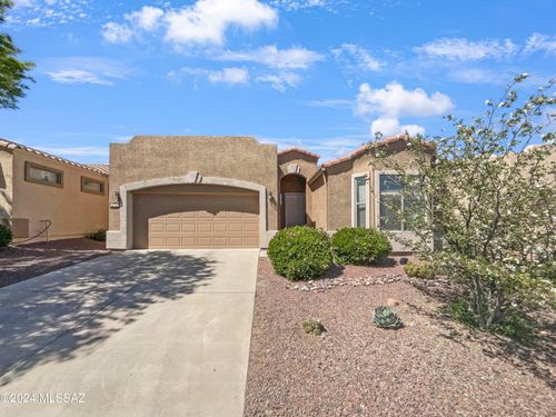 658 W Moorwood St, Green Valley, AZ, 85614-6143 | Card Image