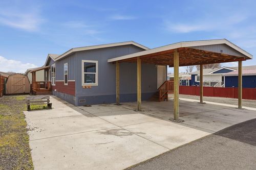 10510 W Richland Rd, Cheney, WA, 99004-8628 | Card Image