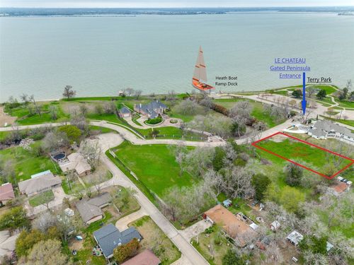 11 Peninsula Ct, Heath, TX, 75032-8885 | Card Image
