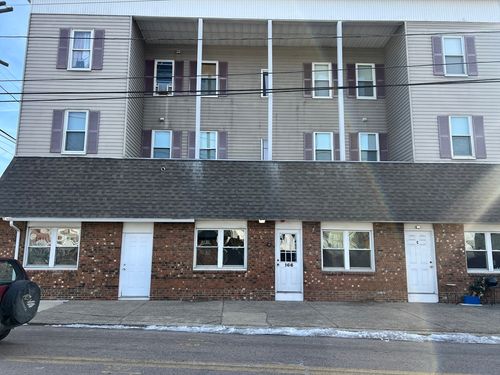 apt-b-166 Pine St, Attleboro, MA, 02703-4020 | Card Image