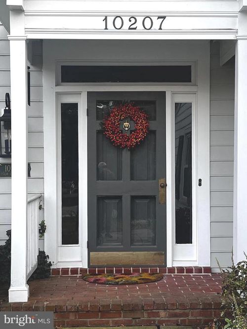 10207 Sundance Ct, POTOMAC, MD, 20854-4052 | Card Image