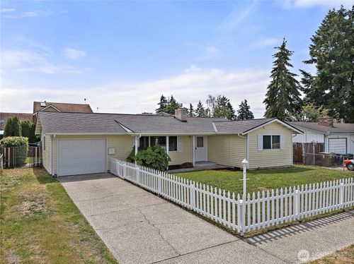 4616 S Burkhart Dr, Tacoma, WA, 98409-1423 | Card Image
