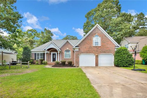 1199 Hunters Trl, Hope Mills, NC, 28348-7513 | Card Image