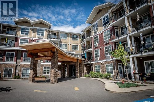 110-755 Mayfair St, Kamloops, BC, V2B5L7 | Card Image