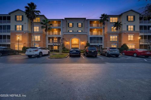 2101-9831 Del Webb Pkwy, Jacksonville, FL, 32256-5800 | Card Image