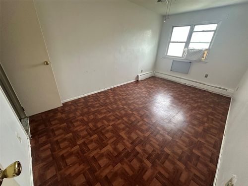 9444 45th Ave, Elmhurst, NY, 11373-2810 | Card Image