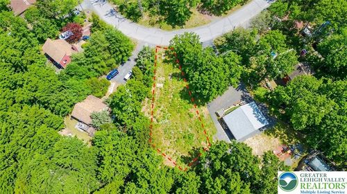 247 Lakeview Dr, Coolbaugh Twp, PA, 18466 | Card Image
