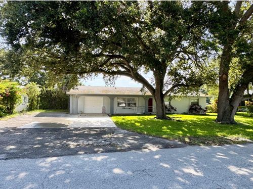 3474 Southern Pines Dr, Fort Pierce, FL, 34982-6542 | Card Image