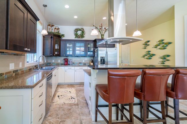 Kitchen with Breakfast Bar.jpg | Image 14