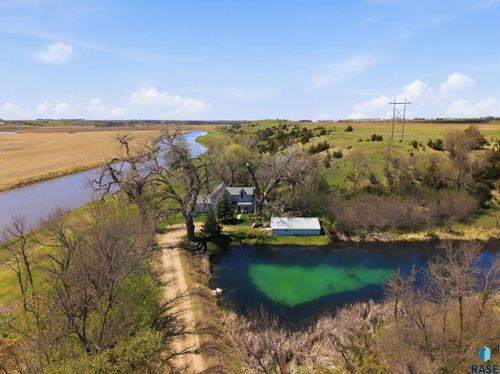 25595 414th Ave Avenue, Mitchell, SD, 57301 | Card Image