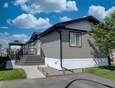 350 - 10615 88 St, Home with 3 bedrooms, 2 bathrooms and 2 parking in Grande Prairie AB | Image 1