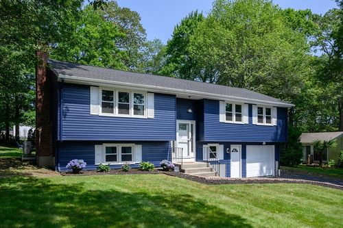 24 Elizabeth Rd, Milford, MA, 01757-1806 | Card Image
