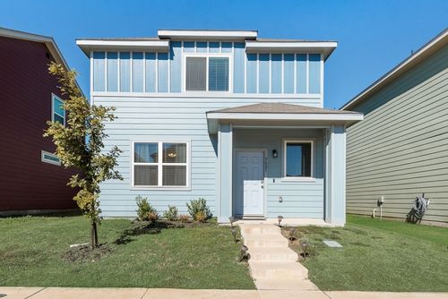 5621 Topwater Trl, Fort Worth, TX, 76119-7067 | Card Image