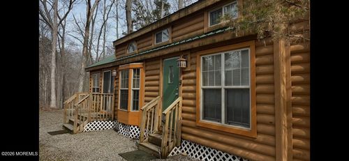 34-724 Monmouth Rd, Cream Ridge, NJ, 08514-1912 | Card Image