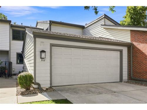 302-7925 W Layton Ave, Denver, CO, 80123-1325 | Card Image