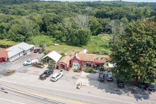 1105 Norwich New London Tpke, Uncasville, CT, 06382-1634 | Card Image