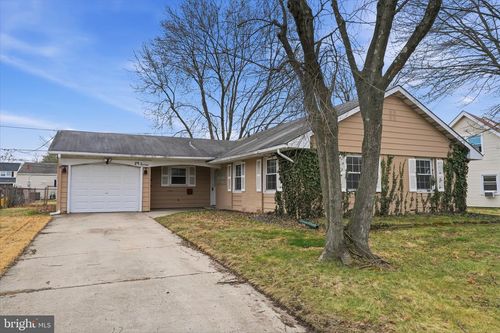 14 Mayapple Ln, Willingboro, NJ, 08046-2907 | Card Image