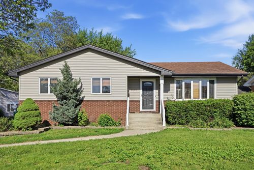 8147 Harrison Ave, Munster, IN, 46321-1618 | Card Image