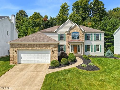 19332 Timber Creek Cir, Strongsville, OH, 44136-7269 | Card Image