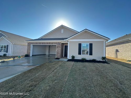 55 S Thorn Tree Street, Byhalia, MS, 38611 | Card Image