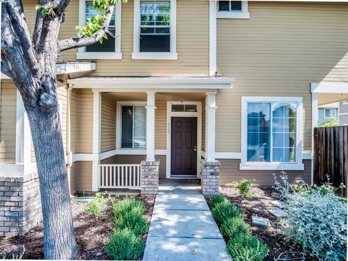 432 Curraghmore Ct, San Jose, CA, 95136-3923 | Card Image