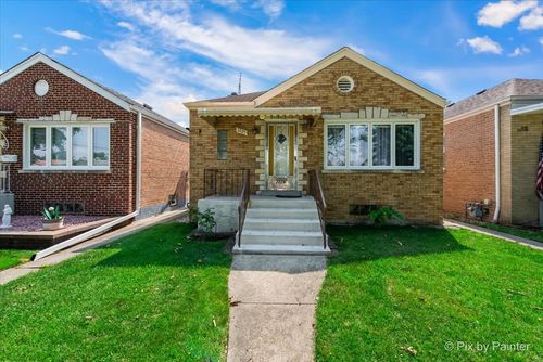 2229 Westover Ave, Riverside, IL, 60546-1350 | Card Image
