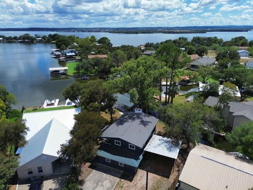 614 E Briarway Dr, Granite Shoals, TX, 78654-2626 | Card Image