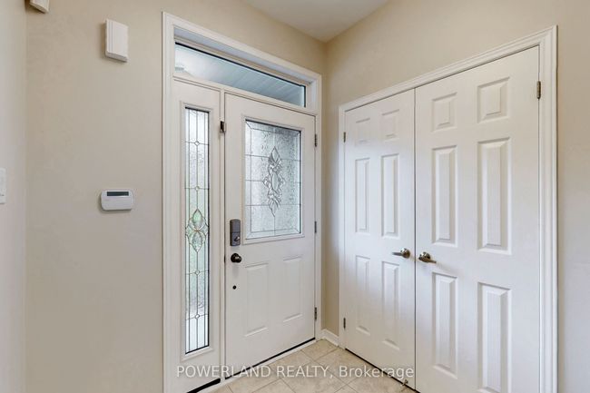 111 Spruce Pine Cres, House attached with 3 bedrooms, 3 bathrooms and 2 parking in Vaughan ON | Image 4