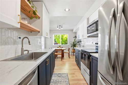 2-8095 E Colorado Ave, Denver, CO, 80231-8016 | Card Image