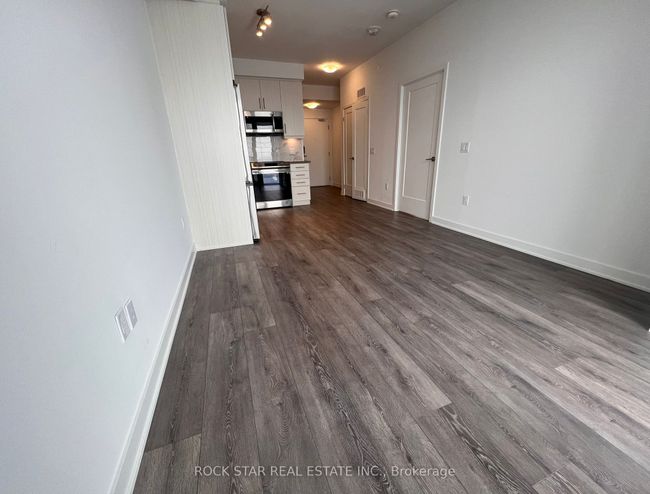 2902 - 105 Oneida Cres, Condo with 2 bedrooms, 2 bathrooms and null parking in Richmond Hill ON | Image 6