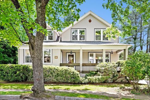 27 Central Ter, Auburndale, MA, 02466-2310 | Card Image