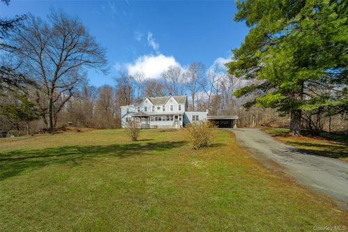 166 Brookside Farms Rd, Newburgh, NY, 12550-3953 | Card Image