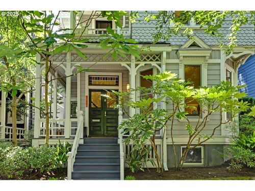 1710 Nw Hoyt St, Portland, OR, 97209-2227 | Card Image