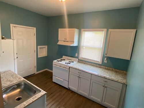 5437 Field St, Detroit, MI, 48213-3287 | Card Image