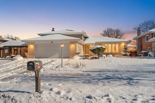 15755 Ridgeland Ave, Oak Forest, IL, 60452-2703 | Card Image