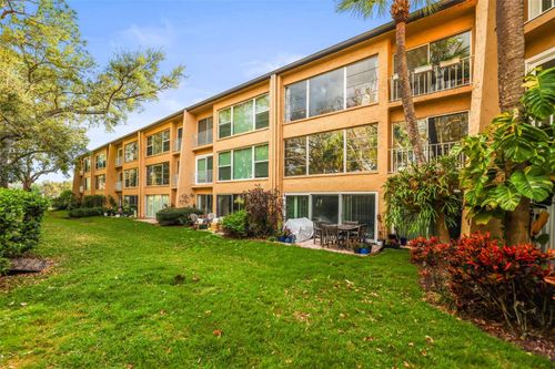 d237-225 Country Club Dr, LARGO, FL, 33771-6303 | Card Image