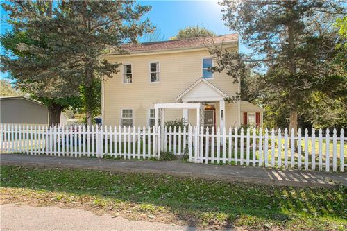 611 Main St, Missouri City, MO, 64072-2504 | Card Image