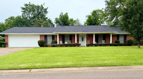 1842 Lake Trace Dr, Jackson, MS, 39211-3322 | Card Image