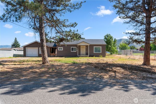 1715 Locust St, House other with 3 bedrooms, 1 bathrooms and 1 parking in Wenatchee WA | Image 27