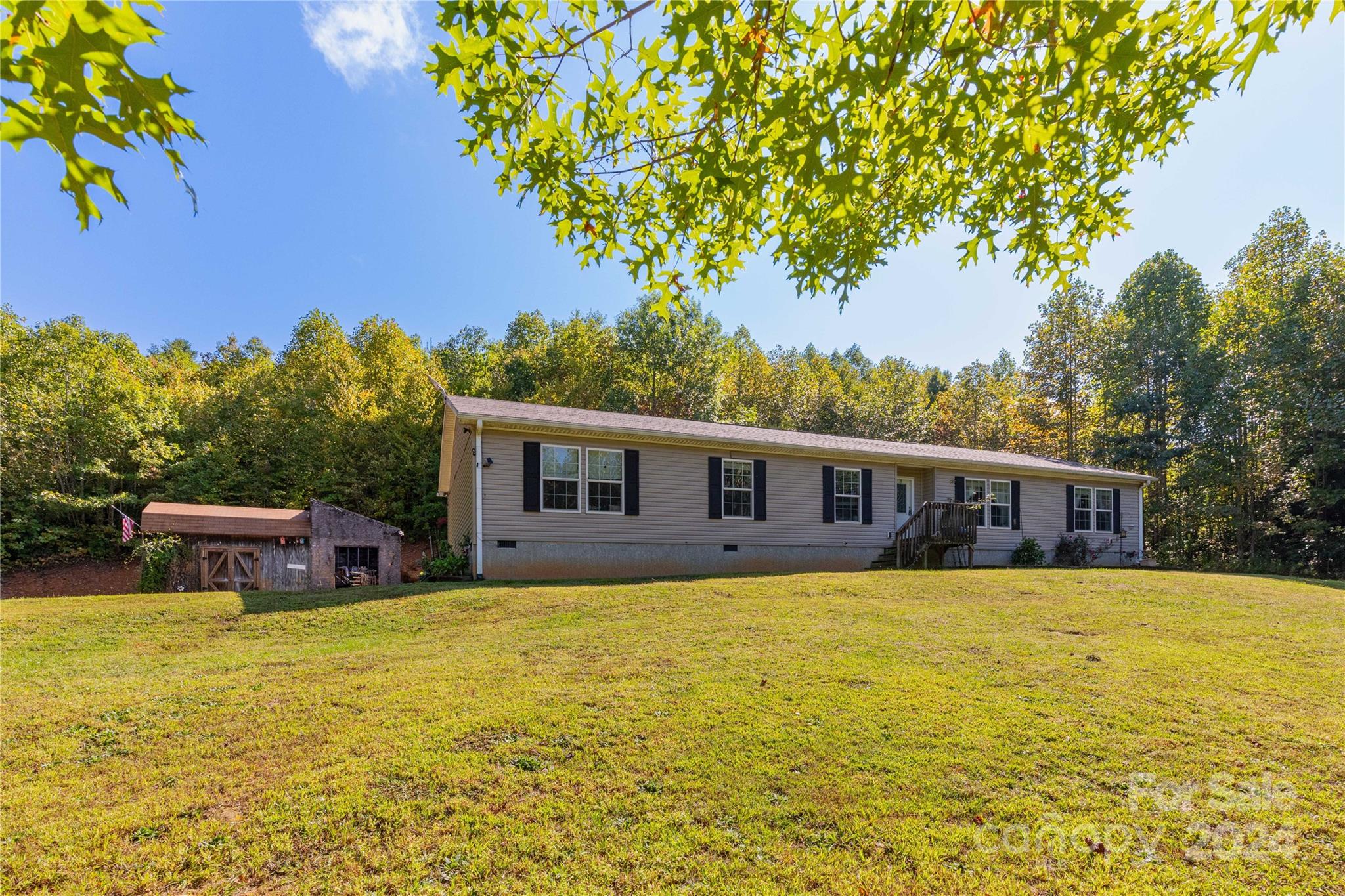 Cabin Creek Rd, Zirconia, NC 28790