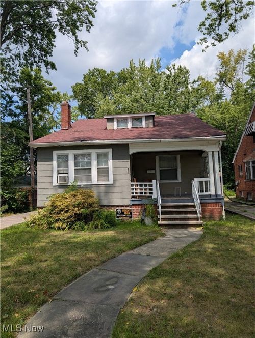 3451 Hartwood Rd, Cleveland Heights, OH, 44112-3048 | Card Image