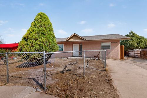 1907 E Shadowood, Espanola, NM, 87532 | Card Image