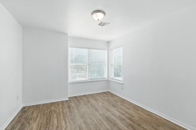 1004 E Fannin St, Home with 0 bedrooms, 0 bathrooms and null parking in Luling TX | Image 22