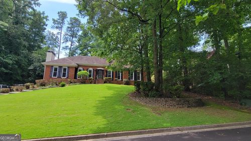 1238 Dunbrooke Ln, Dunwoody, GA, 30338-3224 | Card Image